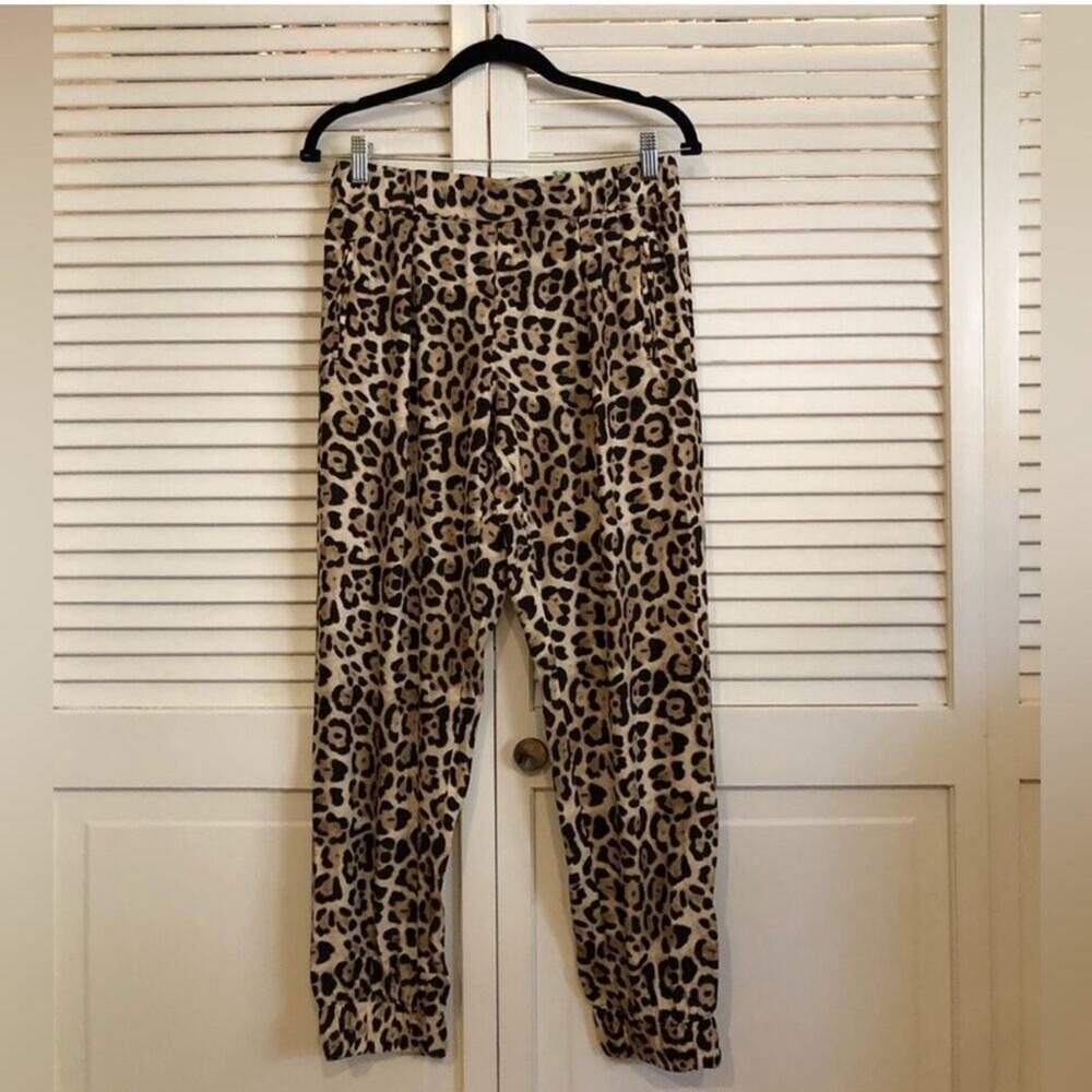ATM Anthony Thomas Melillo Leopard Print Silk Cropped Joggers - Picture 5 of 9